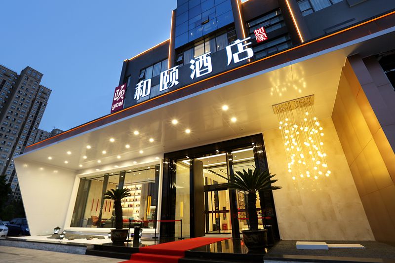 樓頂發光字